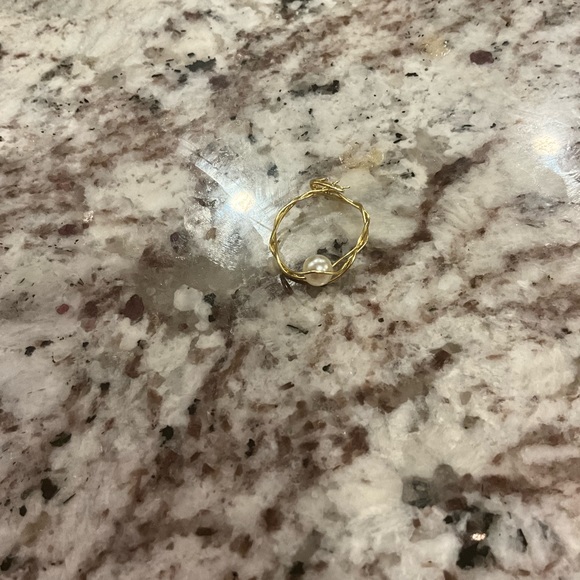 Pearl ring - Picture 2 of 2